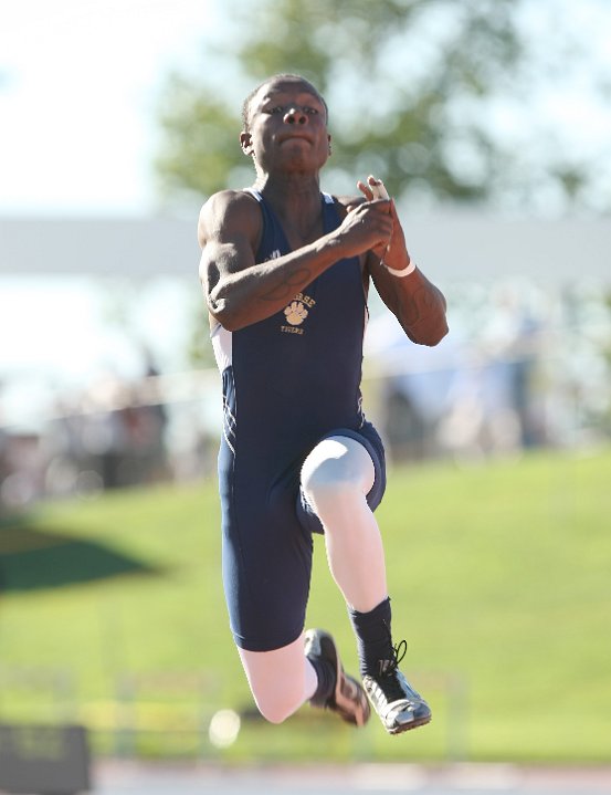 2010 CIF Saturday-040.JPG - 2010 CIF Track and Field Championships, June 4-5, Buchanan High School, Clovis, CA.